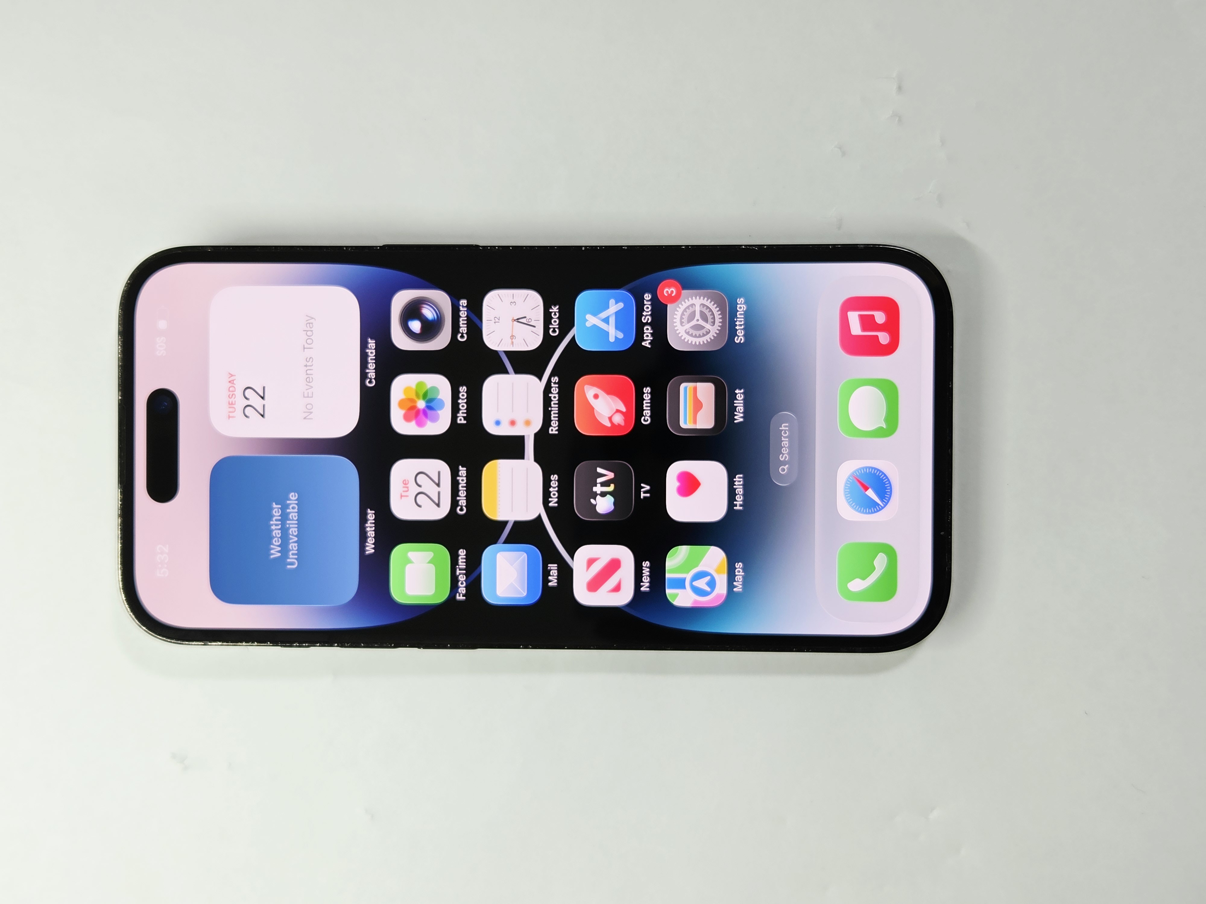 iPhone 14 Pro · Space Black · 128 GB · Used · Good · Battery Health: 82% · Refurbished — photo 2 of 4