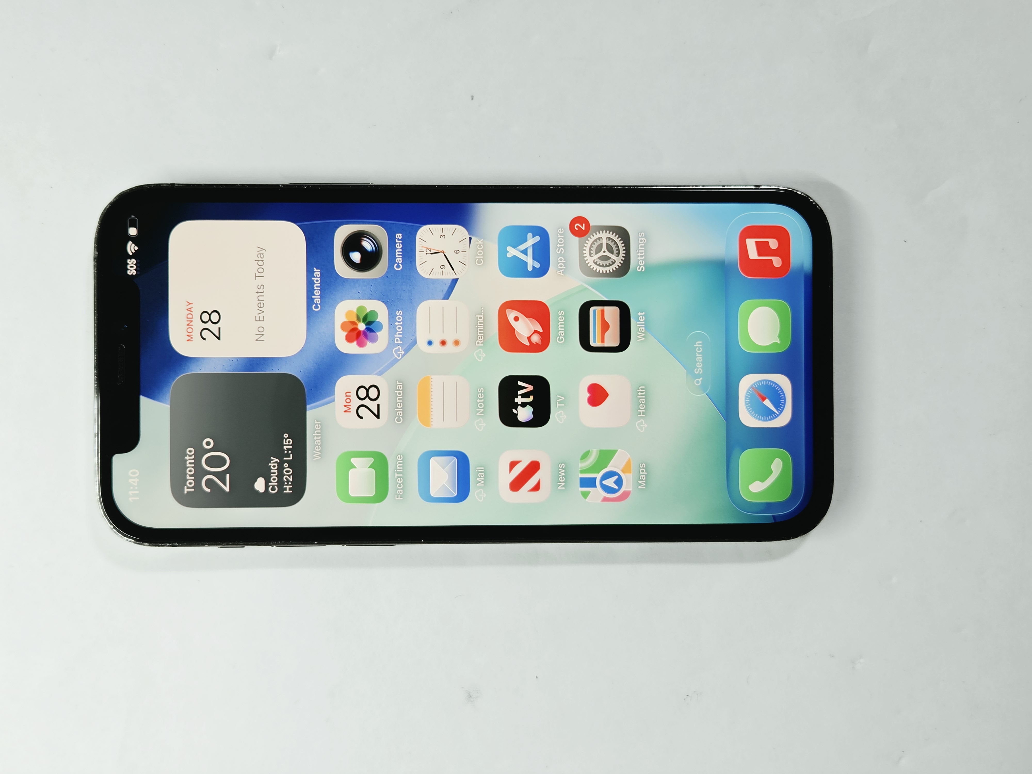 iPhone 12 Pro · Graphite · 128 GB · Used · Excellent · Battery Health: 83% · Refurbished — photo 2 of 4