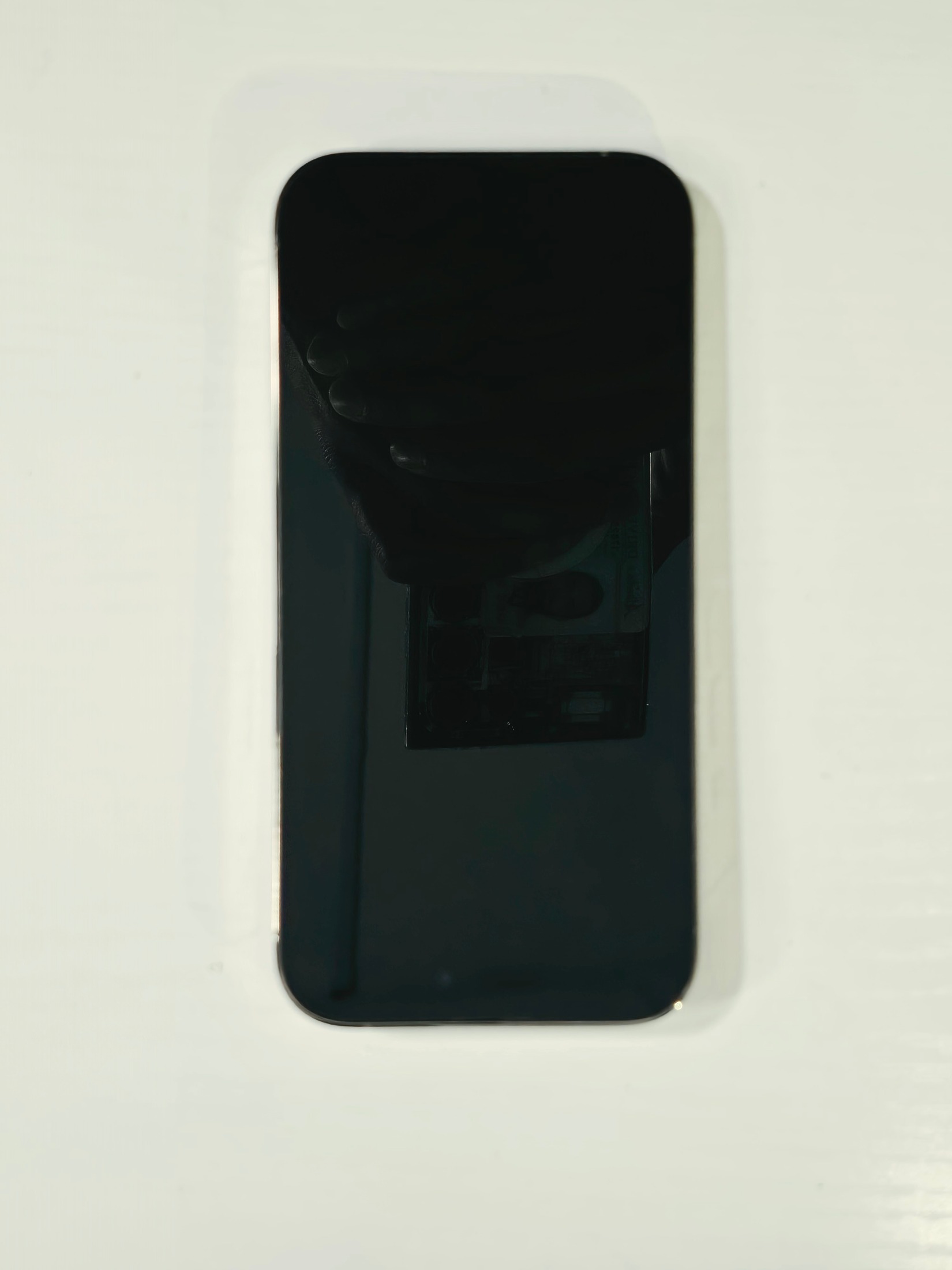 iPhone 14 Pro · Gold · 256 GB · Used · Like New · Battery Health: 100% · Refurbished — photo 2 of 4