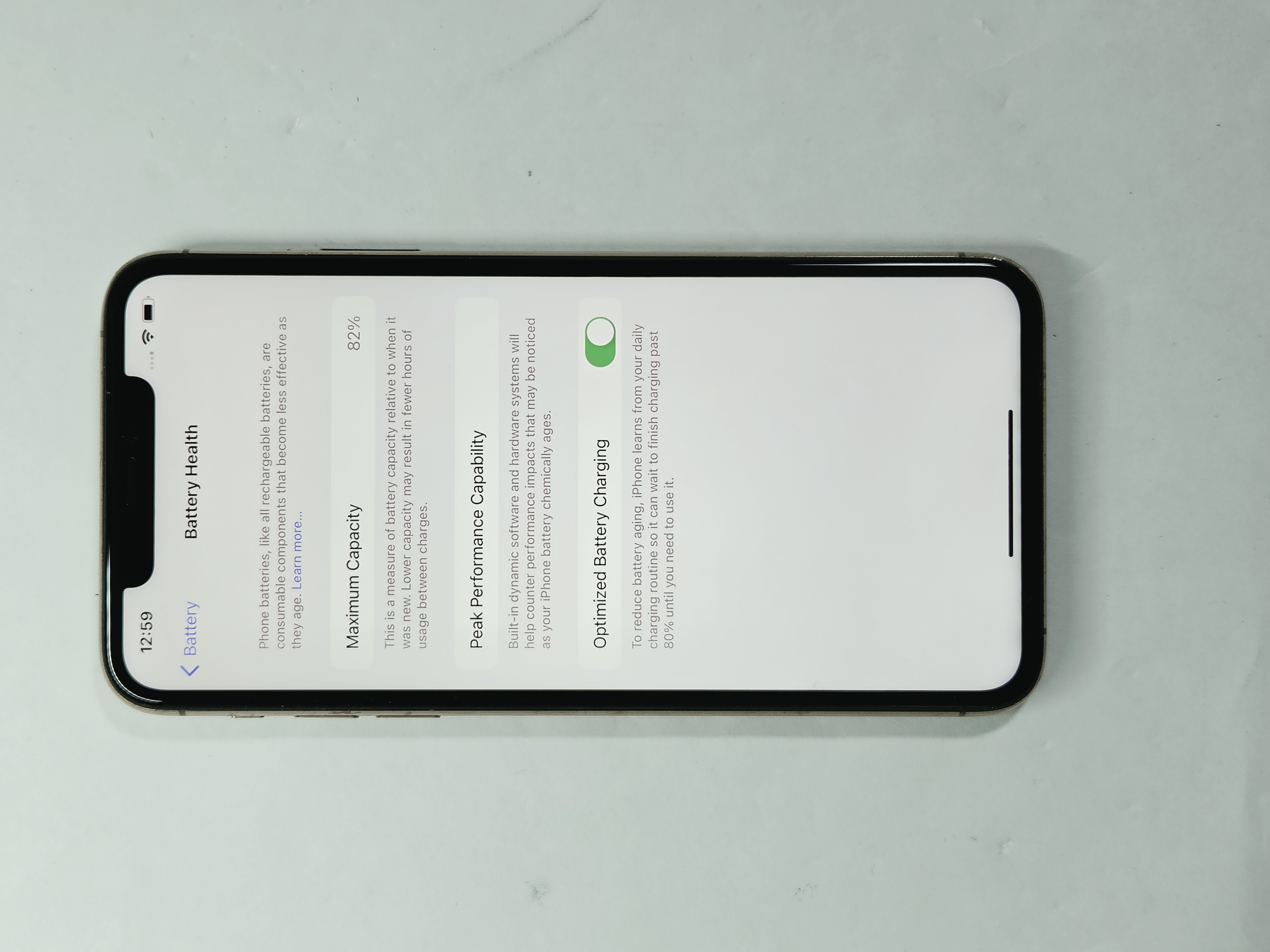 iPhone 11 Pro Max · Gold · 64 GB · Used · Excellent · Battery Health: 82% · Refurbished — photo 3 of 4