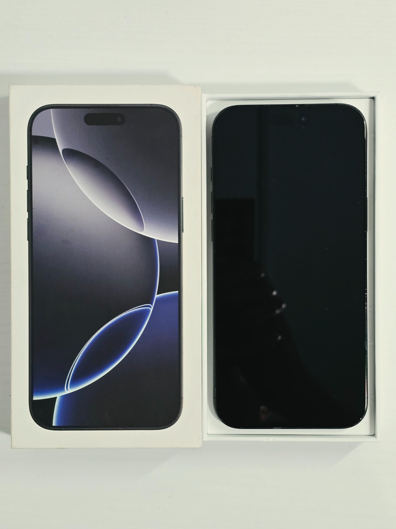 iPhone 16 Pro Max · Black Titanium · 1 TB · Used · Excellent · Battery Health: 92% — photo 1 of 4