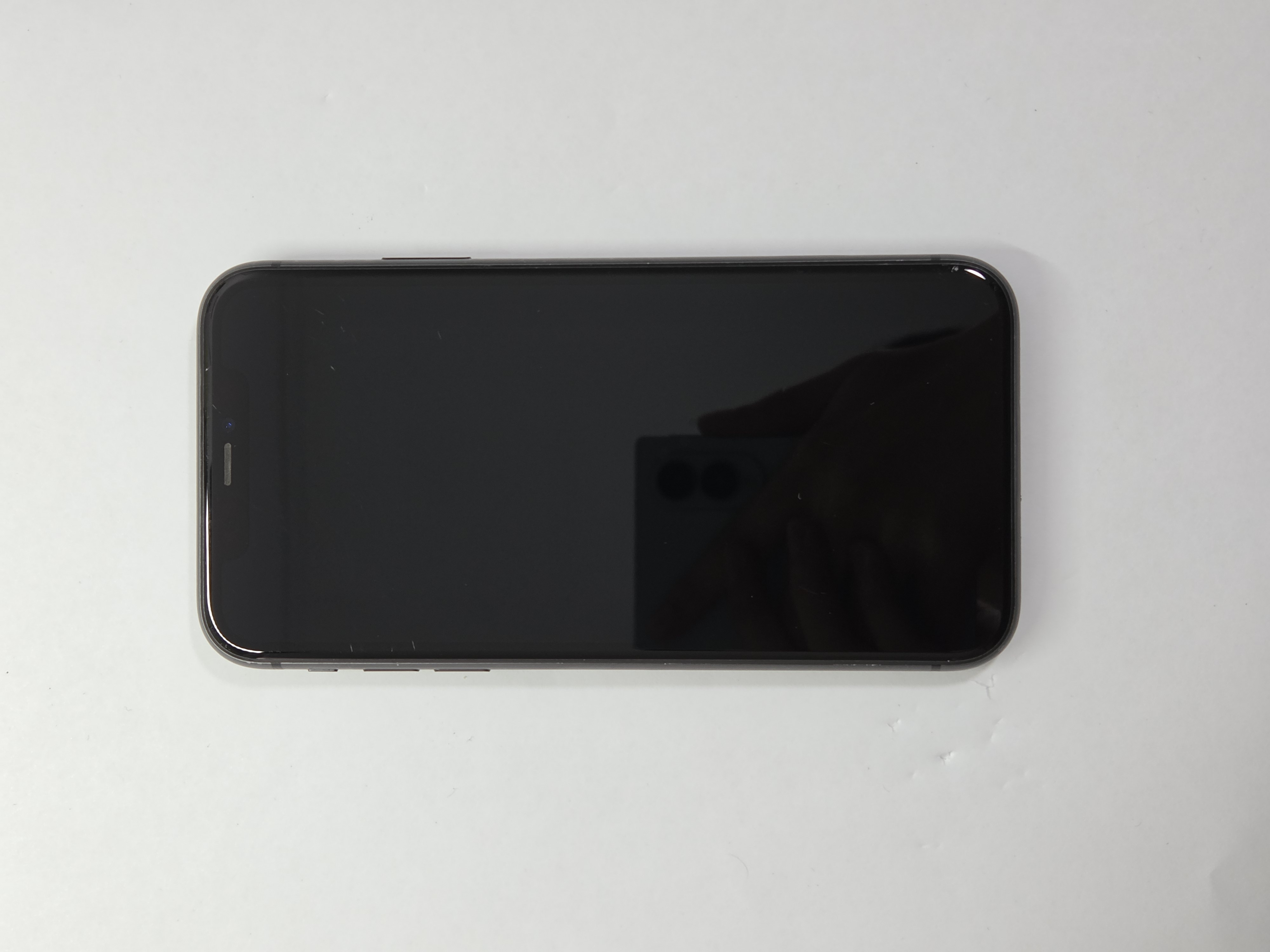 iPhone 11 · Black · 64 GB · Used · Excellent · Battery Health: 100% · Refurbished — photo 4 of 4