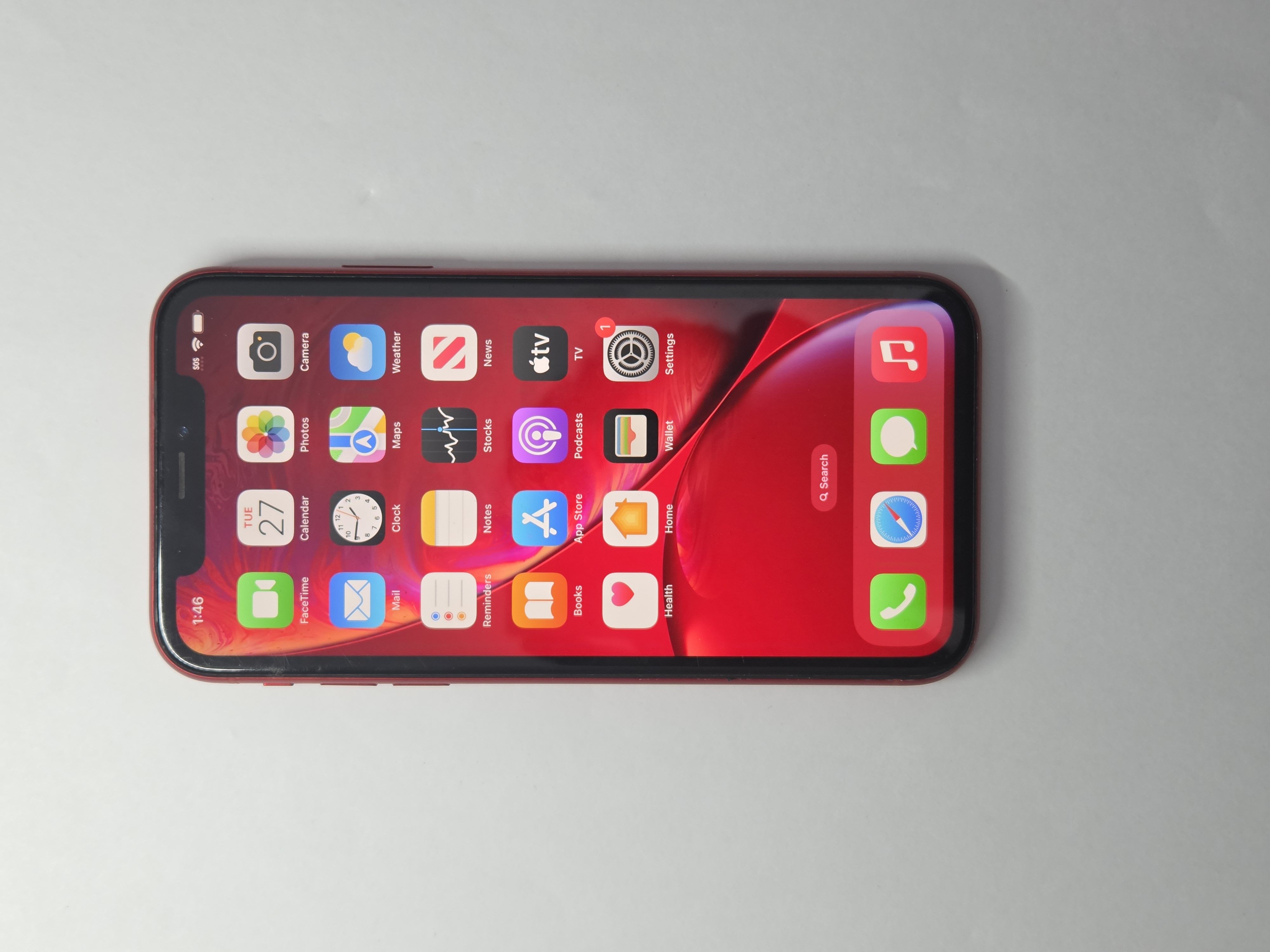 iPhone XR · (PRODUCT)RED · 64 GB · Used · Good · Battery Health: 92% · Refurbished — photo 2 of 4