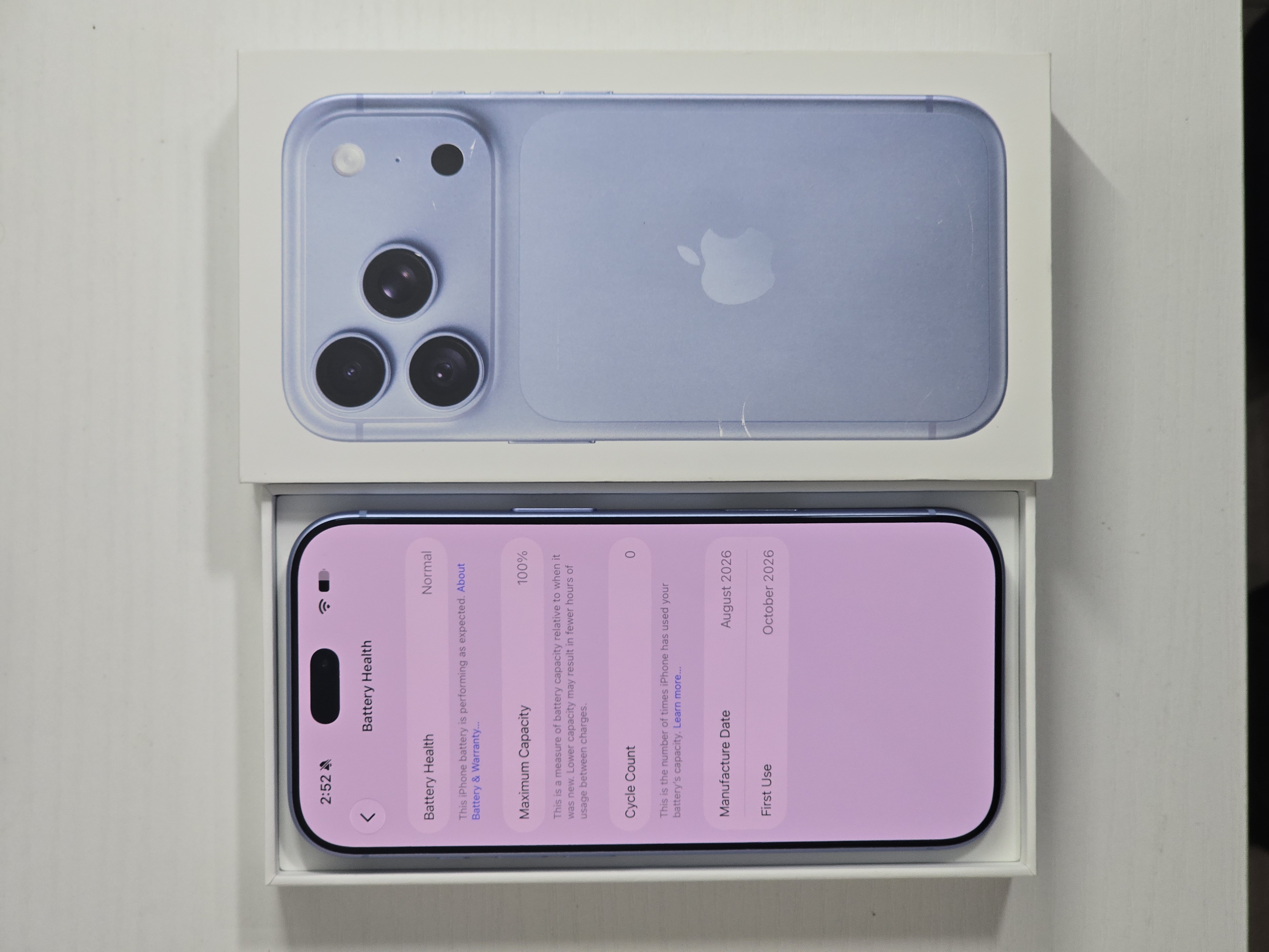 iPhone 18 Pro · Glacier · 256 GB · Used · Like New · Battery Health: 100% — photo 2 of 4