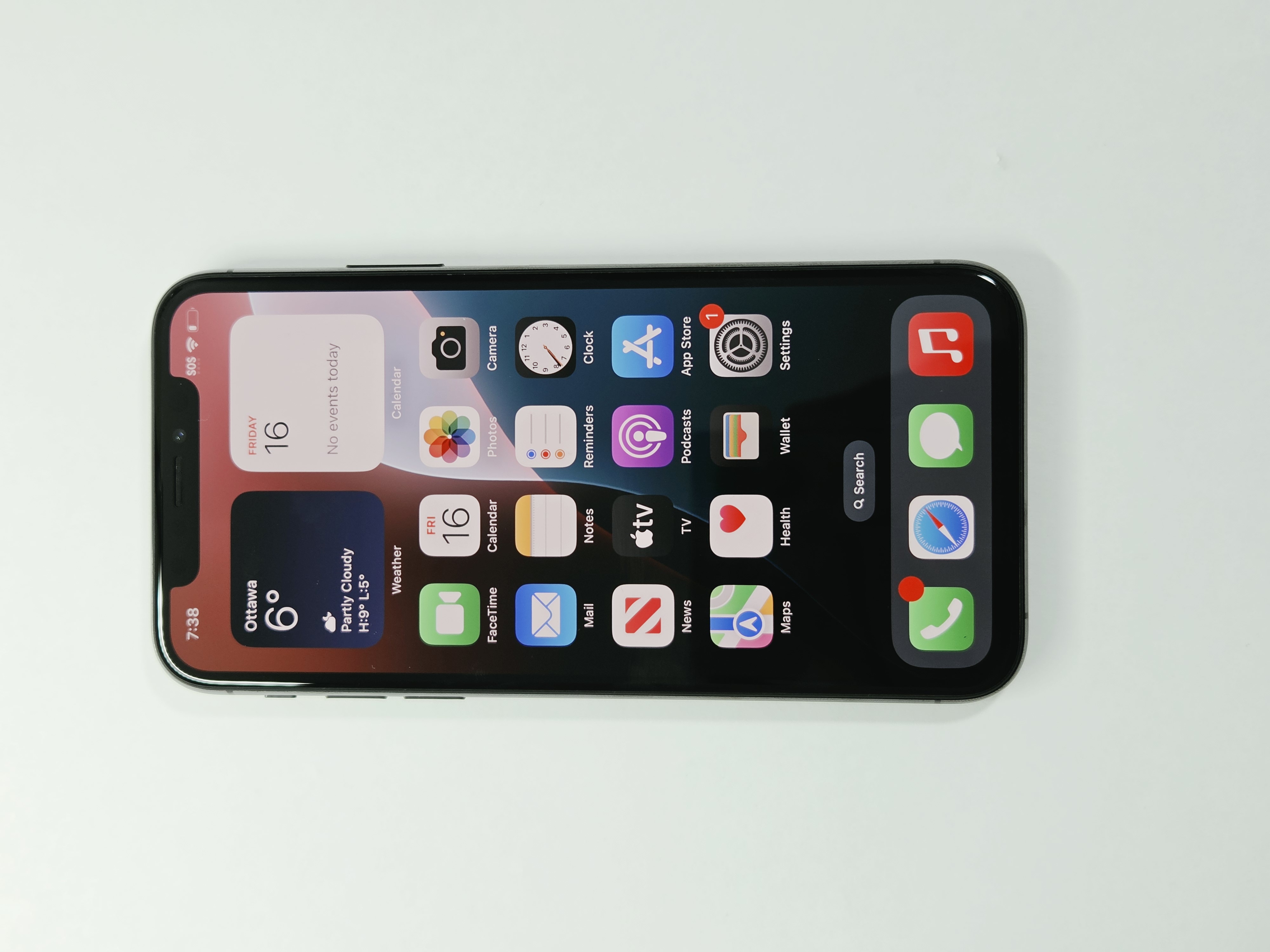 iPhone XS · Space Gray · 64 GB · Used · Like New · Battery Health: 79% — photo 2 of 3