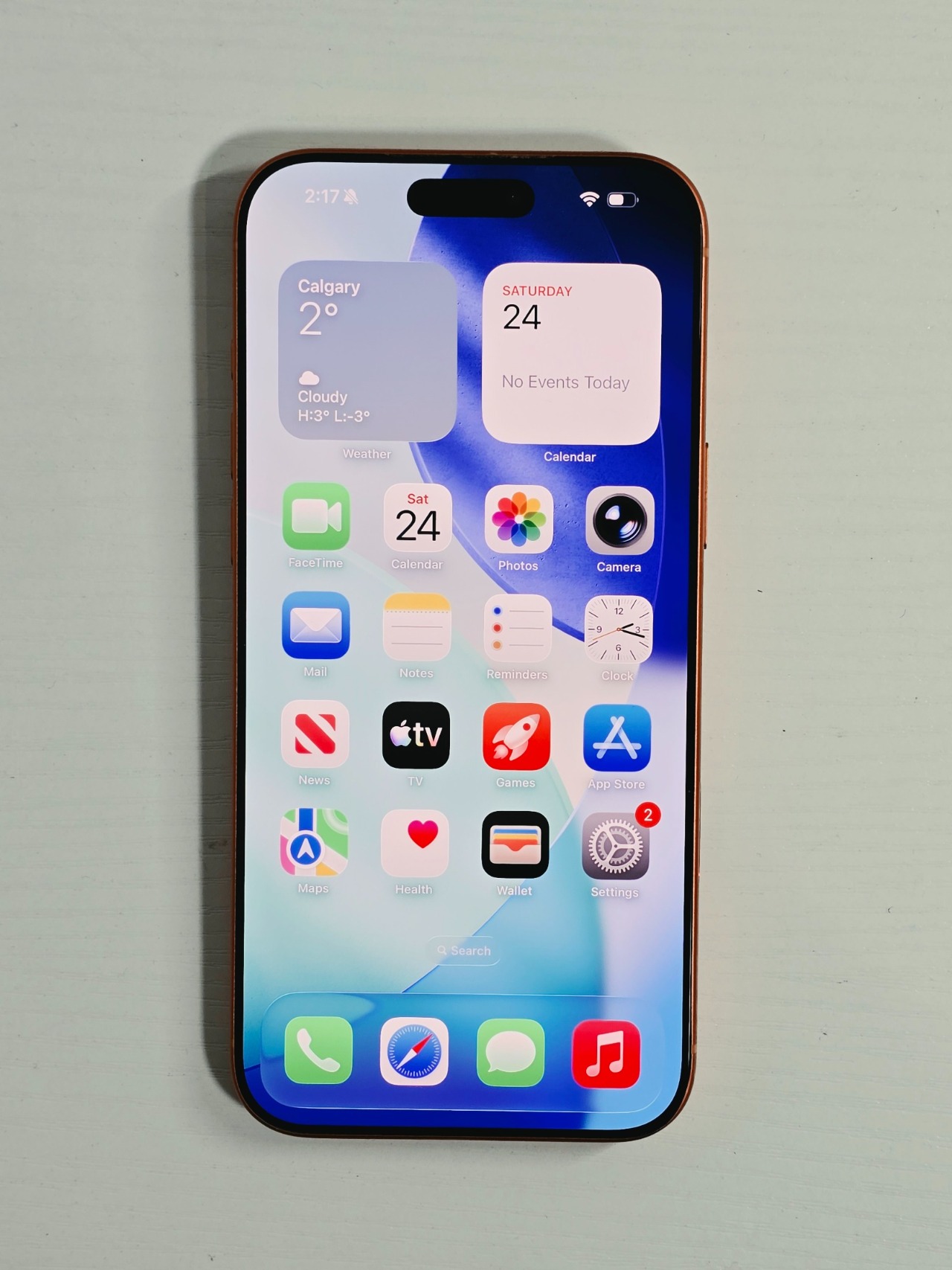 iPhone 17 Pro Max · Cosmic Orange · 256 GB · Used · Excellent · Battery Health: 95% — photo 3 of 4