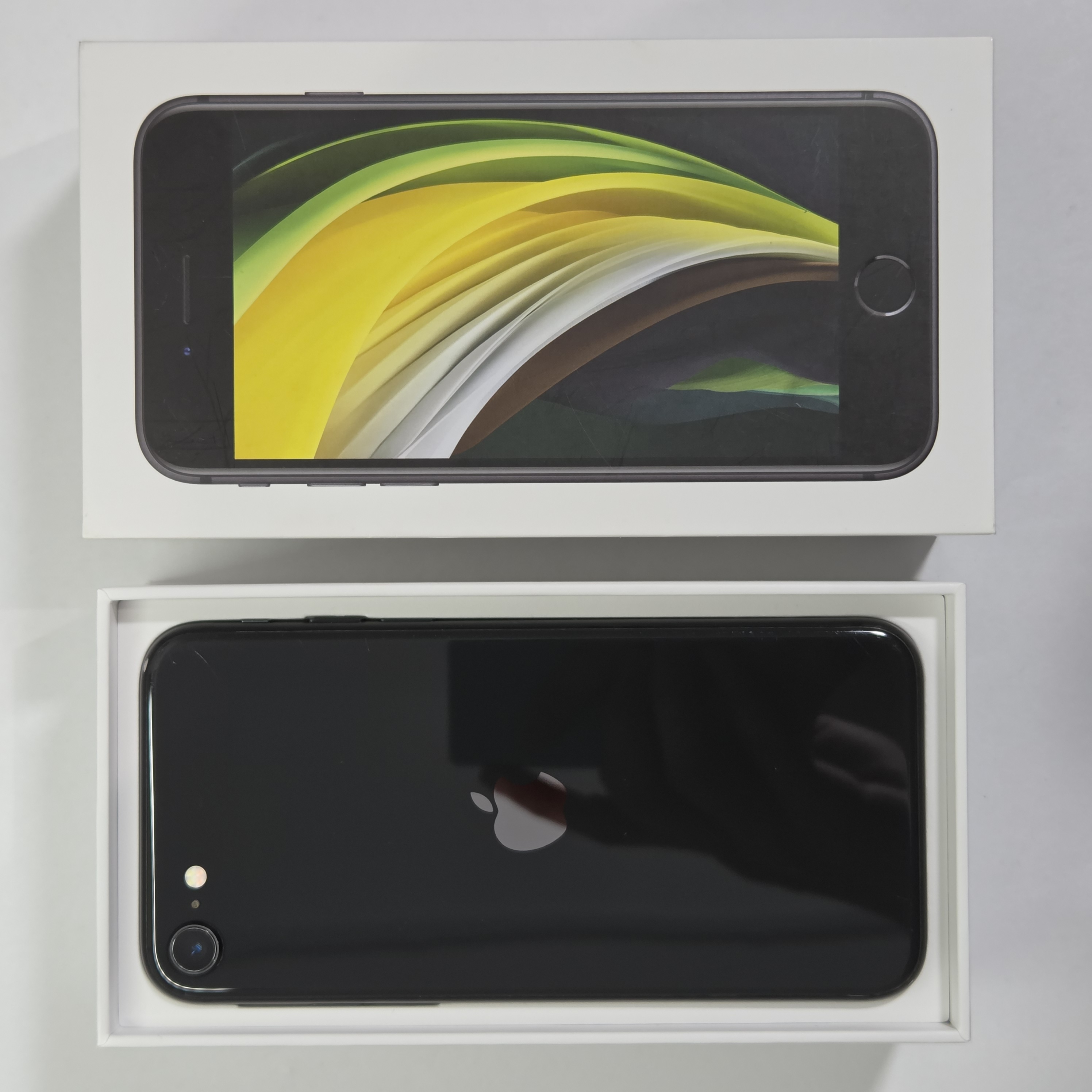 iPhone SE (2020) · Black · 64 GB · Used · Excellent · Battery Health: 78% — photo 4 of 4