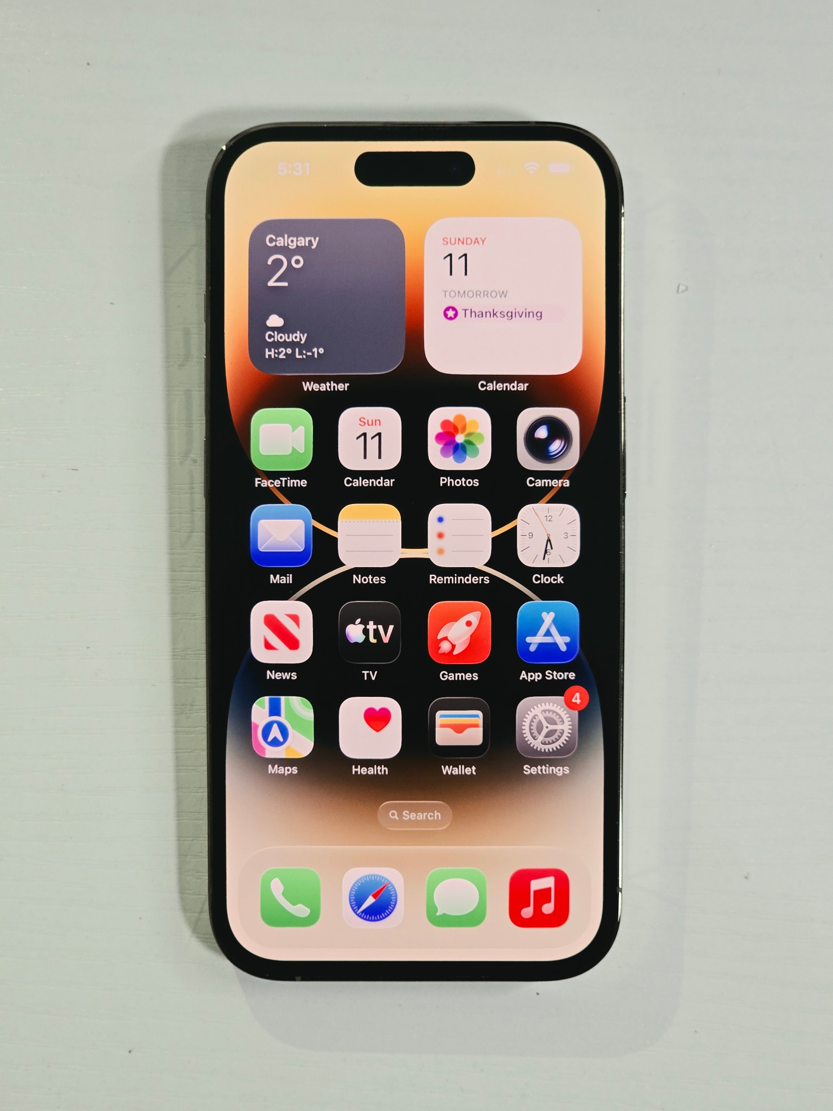 iPhone 14 Pro · Gold · 256 GB · Used · Like New · Battery Health: 100% · Refurbished — photo 3 of 4