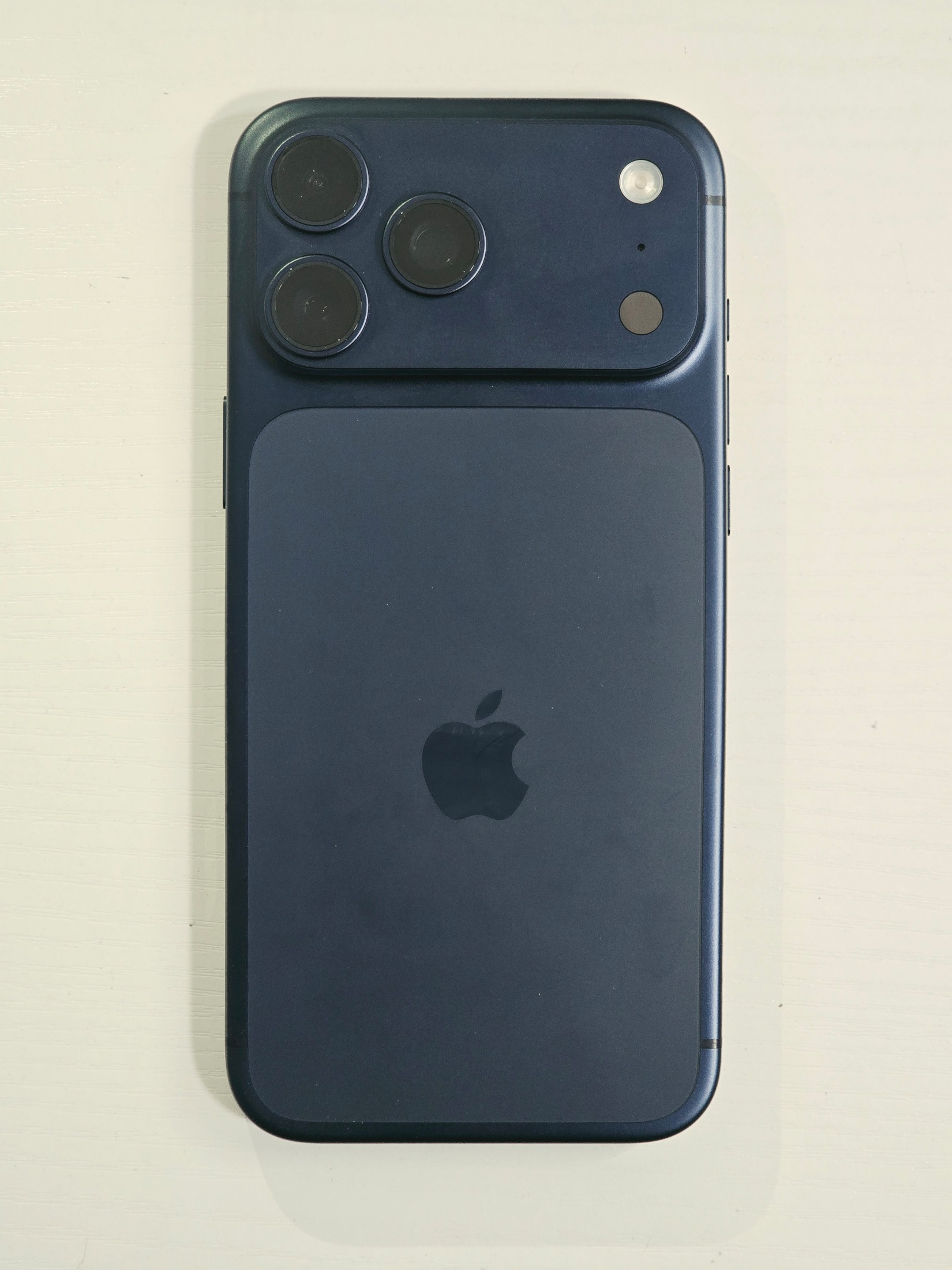 iPhone 17 Pro Max · Deep Blue · 2 TB · Used · Like New · Battery Health: 100% — photo 1 of 4