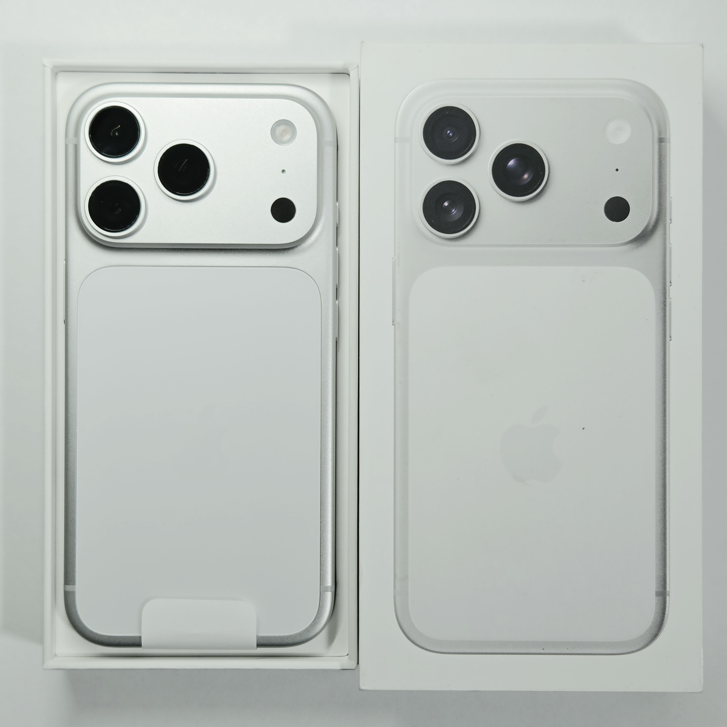 iPhone 17 Pro · Silver · 512 GB · New · Battery Health: 100% — photo 1 of 2