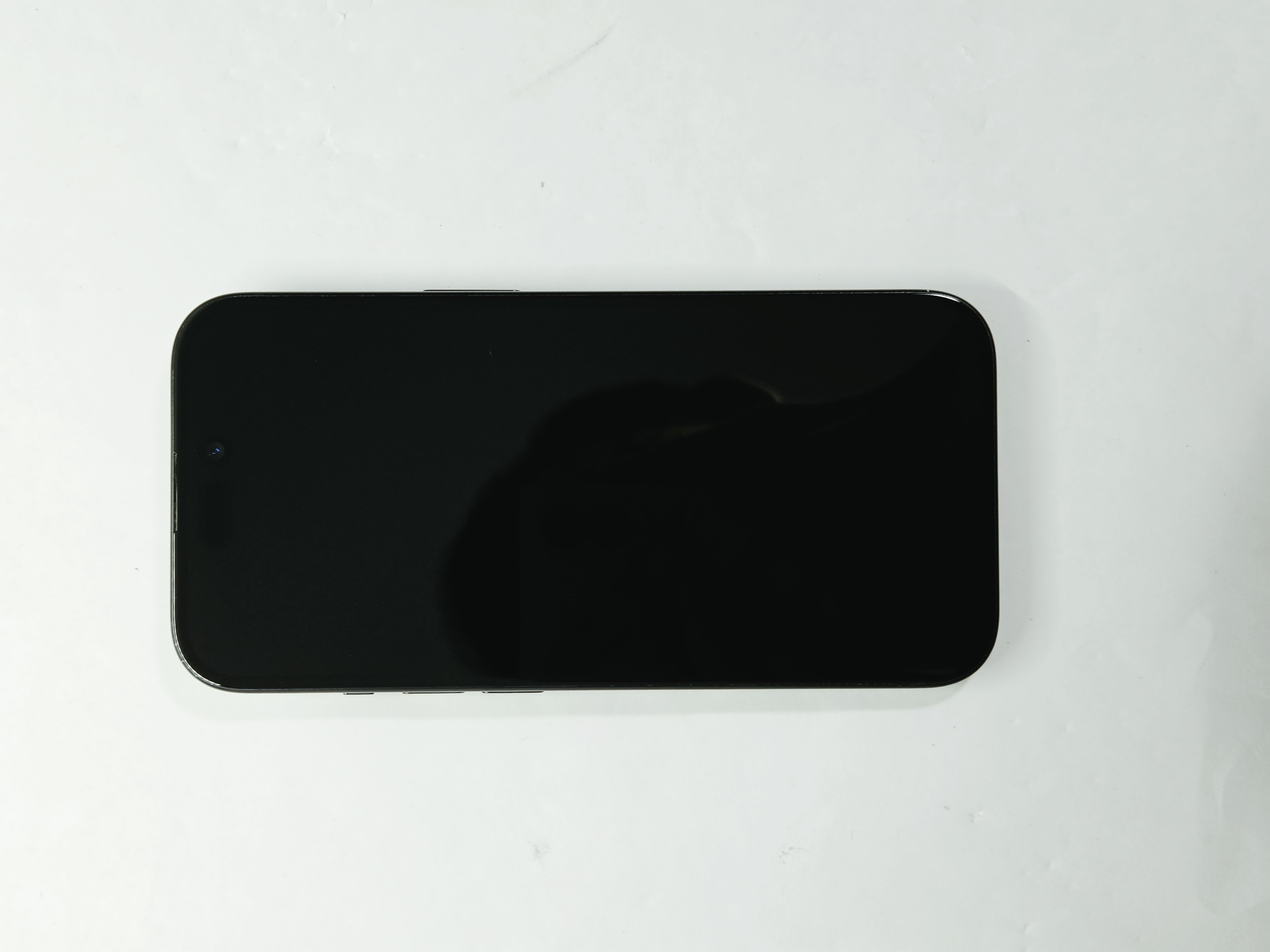 iPhone 15 · Black · 128 GB · Used · Excellent · Battery Health: 83% — photo 4 of 4