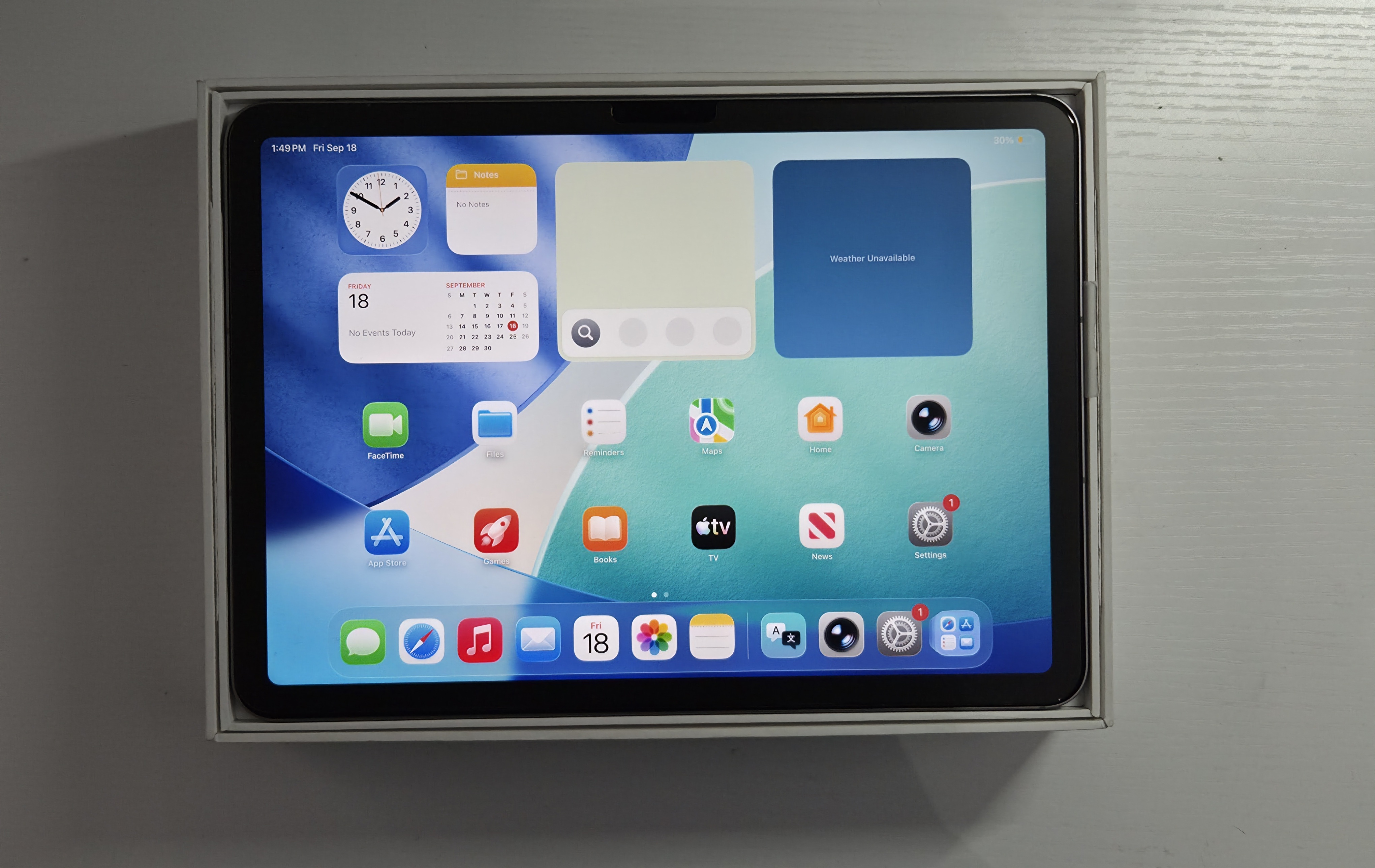 iPad Air (M4) 11" (2026) · Space Grey · 128GB · Used · Like New · Battery Health: 100% — photo 2 of 4