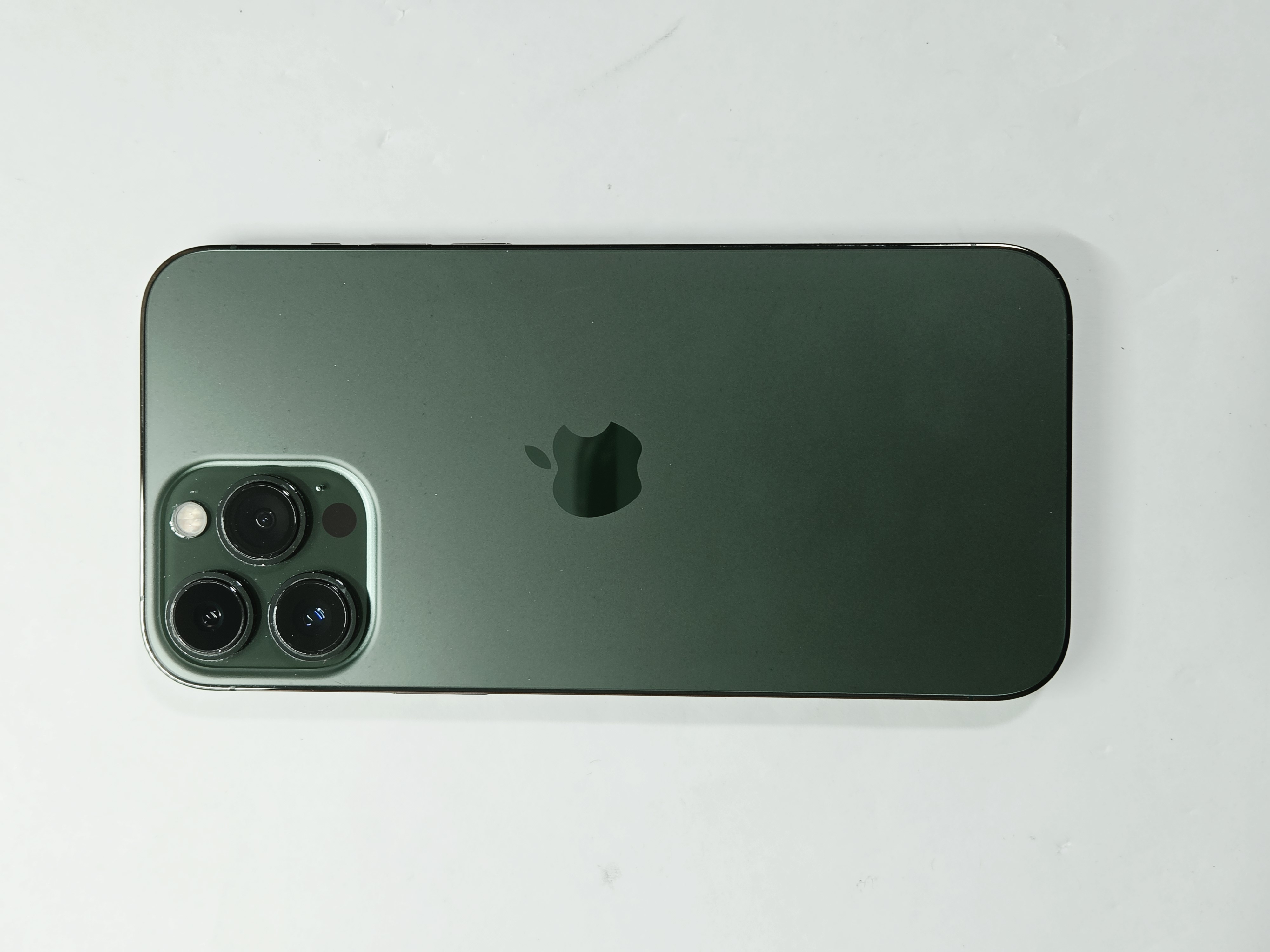 iPhone 13 Pro Max · Alpine Green · 128 GB · Used · Excellent · Battery Health: 85% · Refurbished — photo 1 of 4