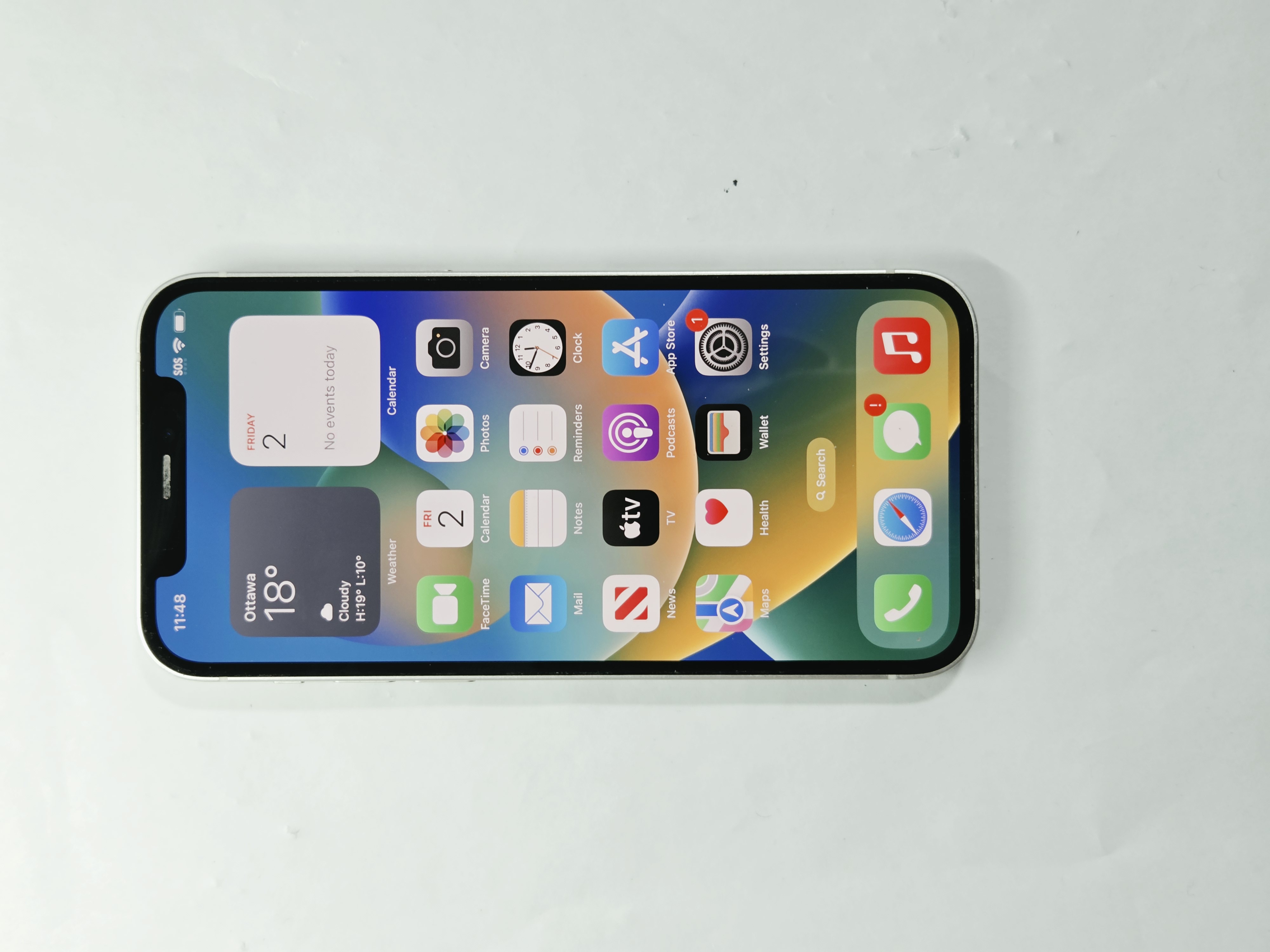 iPhone 12 · White · 128 GB · Used · Like New · Battery Health: 86% — photo 2 of 4