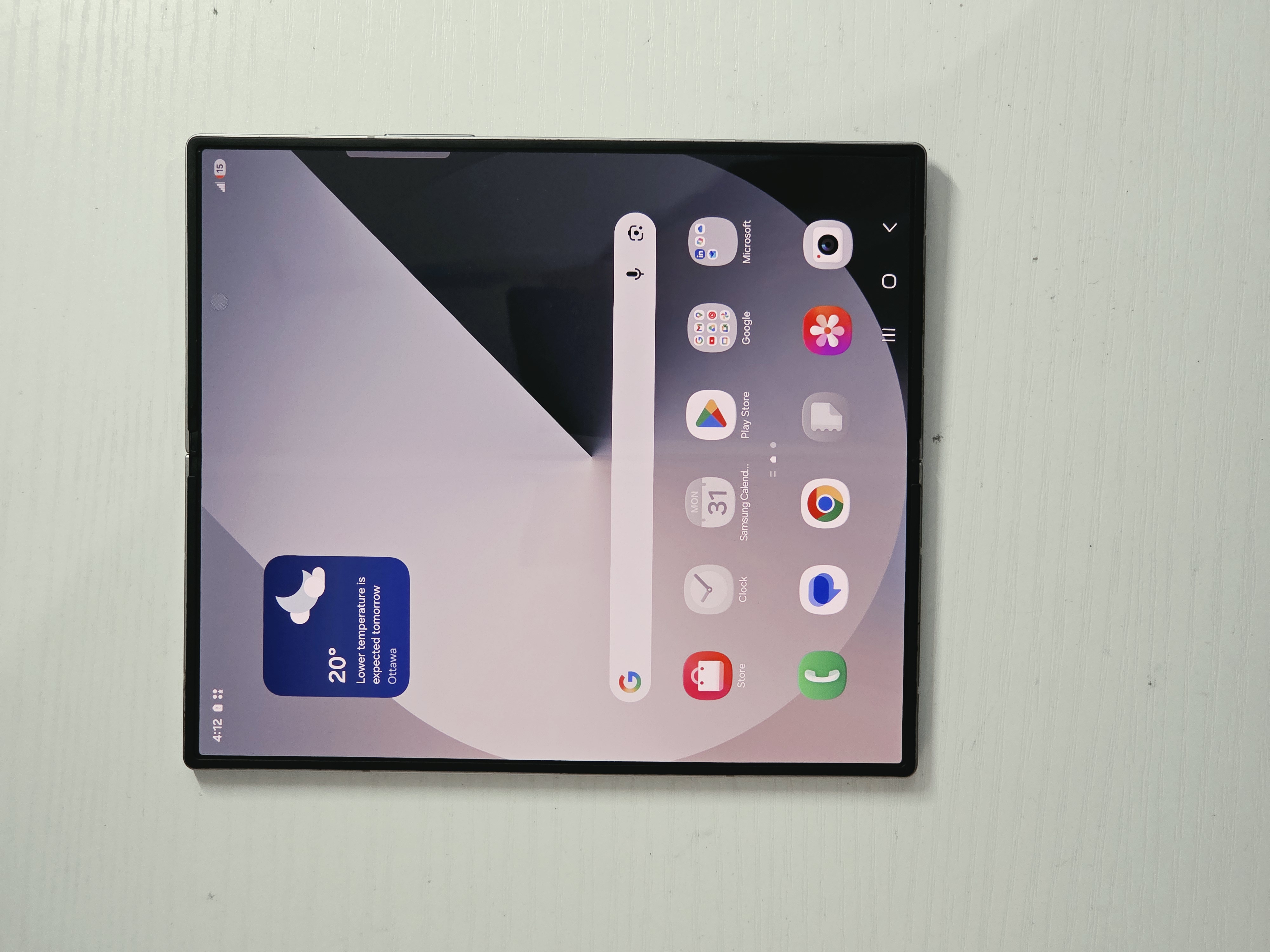 Galaxy Z Fold6 · Silver · 256 GB · Used · Like New — photo 2 of 3