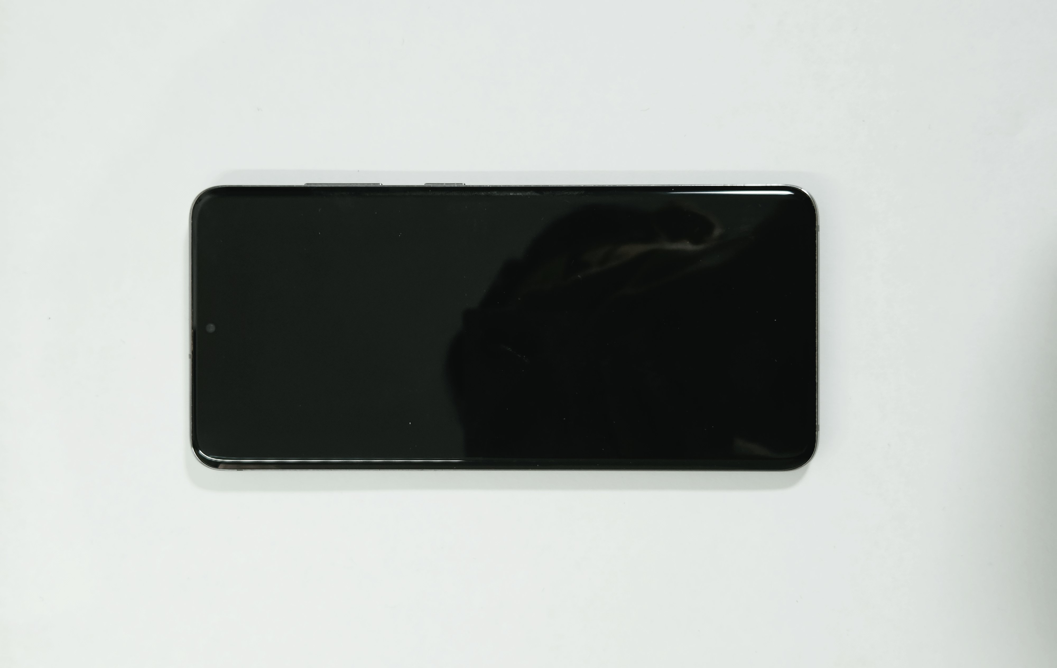 Galaxy S20 · Space Grey · 128 GB · Used · Excellent — photo 3 of 3