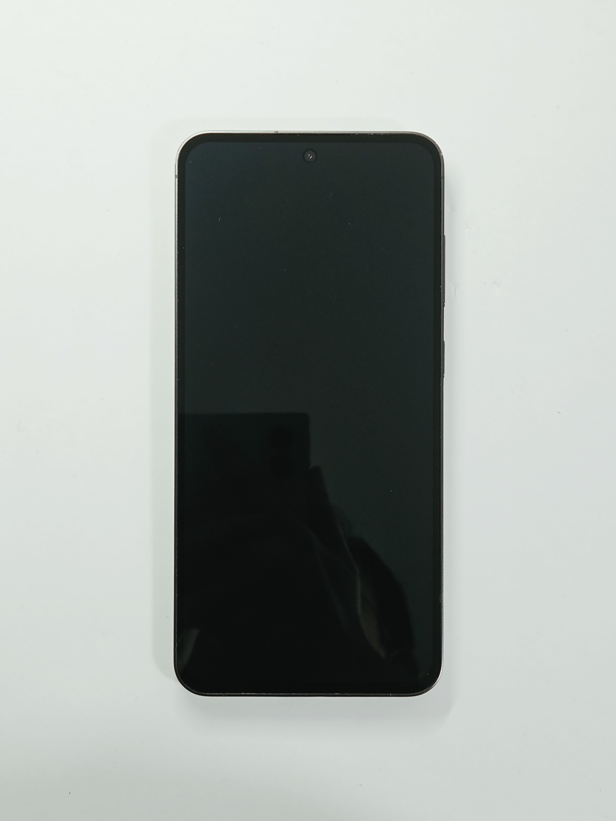 Galaxy S24 FE 5G · Graphite · 128 GB · Used · Excellent — photo 4 of 4