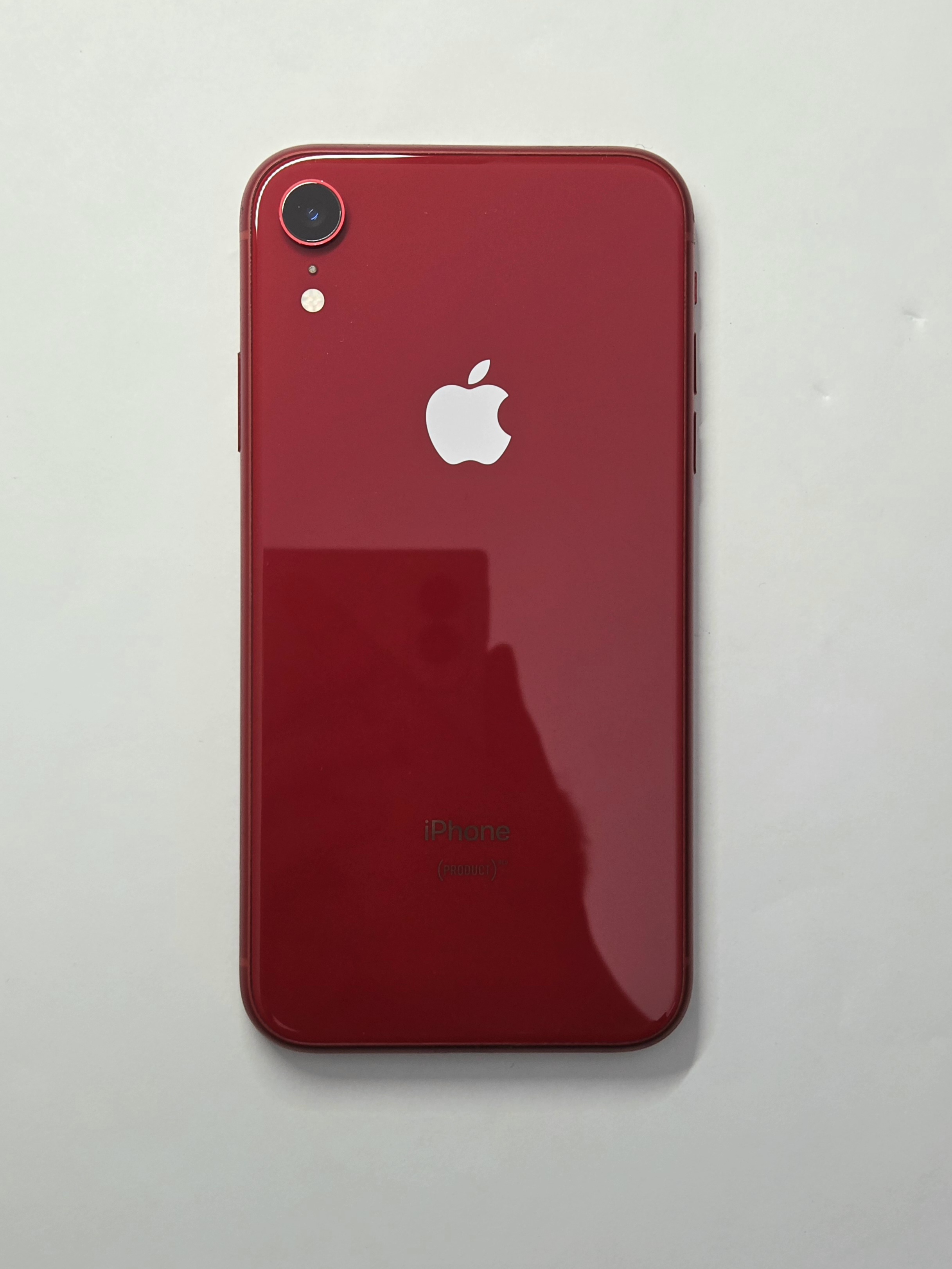 iPhone XR · (PRODUCT)RED · 64 GB · Used · Good · Battery Health: 92% · Refurbished — photo 1 of 4